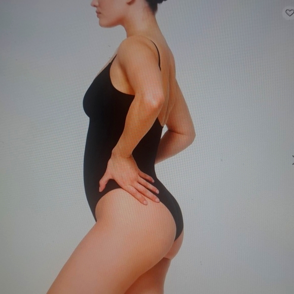 2X -3X SKIMS SCULPING SHAPER BODYSUIT - Picture 2 of 10